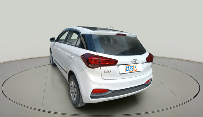 2018 Hyundai Elite i20 MAGNA EXECUTIVE CVT, Petrol, Automatic, 46,965 km, exterior