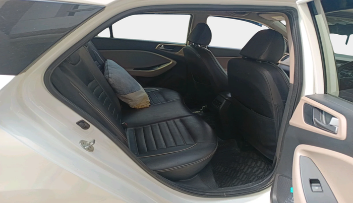 2018 Hyundai Elite i20 MAGNA EXECUTIVE CVT, Petrol, Automatic, 46,965 km, interior