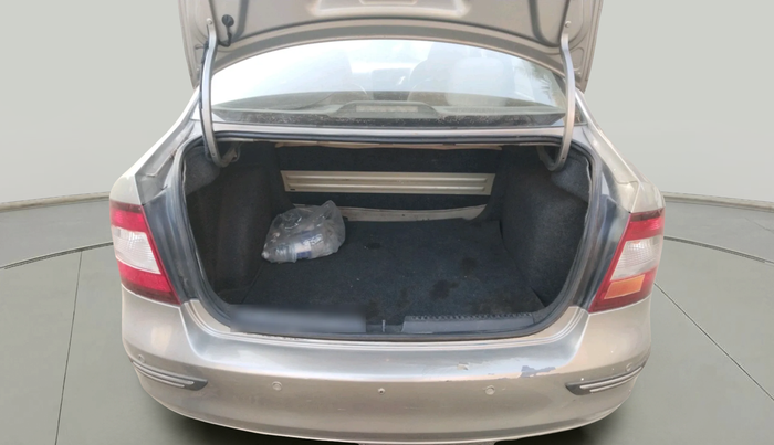 2014 Skoda Rapid 1.5 TDI CR ACTIVE, Diesel, Manual, 78,416 km, exterior