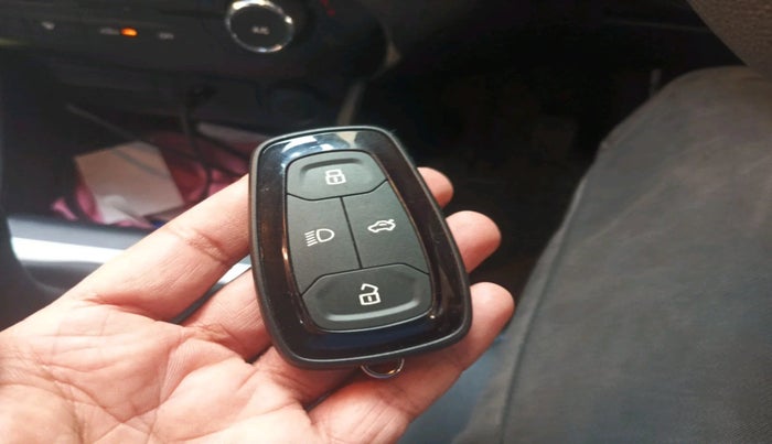 2022 Tata PUNCH ACCOMPLISHED MT, Petrol, Manual, 7,916 km, interior