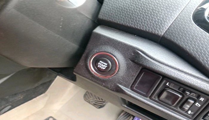 2018 Maruti Vitara Brezza ZDI PLUS AMT, Diesel, Automatic, 1,18,465 km, interior