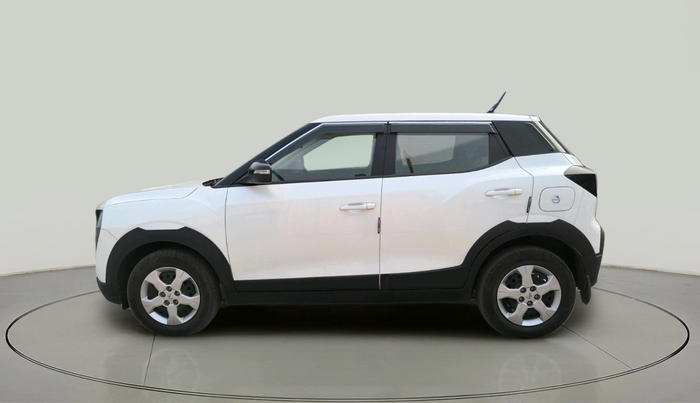 2024 Mahindra XUV 3XO MX3 1.2 L TCMPFi, Petrol, Manual, 13,496 km, exterior