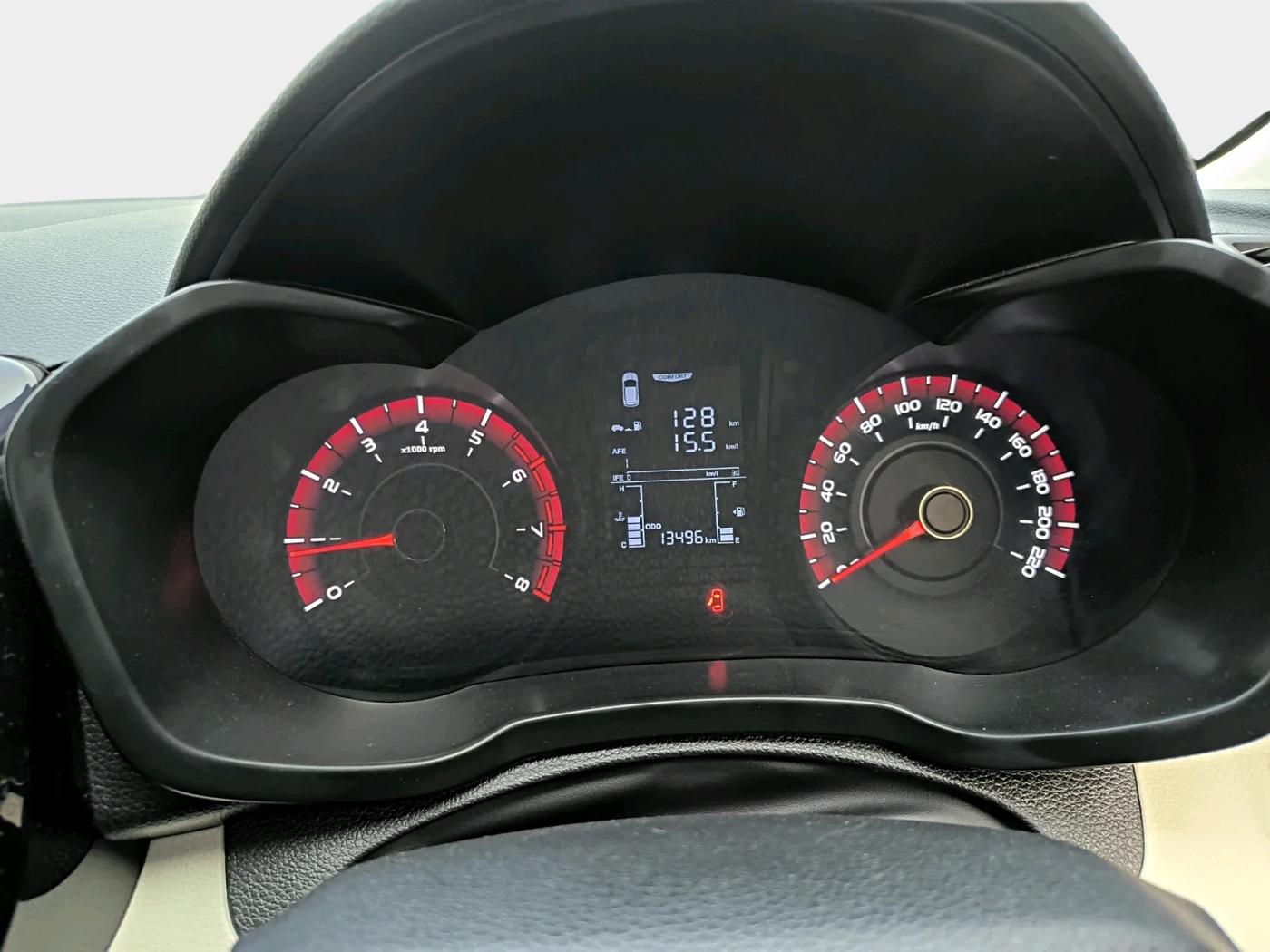 2024 Mahindra XUV 3XO MX3 1.2 L TCMPFi, Petrol, Manual, 13,496 km, interior