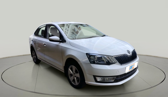2017 Skoda Rapid AMBITION 1.6 MPI MT, Petrol, Manual, 32,596 km, exterior