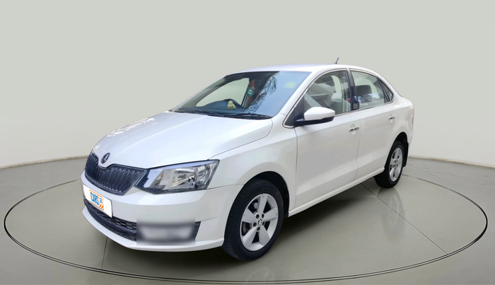 2017 Skoda Rapid AMBITION 1.6 MPI MT, Petrol, Manual, 32,596 km, exterior