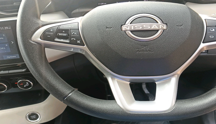 2024 Nissan MAGNITE XV MT, Petrol, Manual, 10,454 km, interior