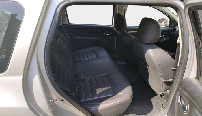 2021 Renault Duster RXZ 1.3 TURBO PETROL CVT, Petrol, Automatic, 30,909 km, interior