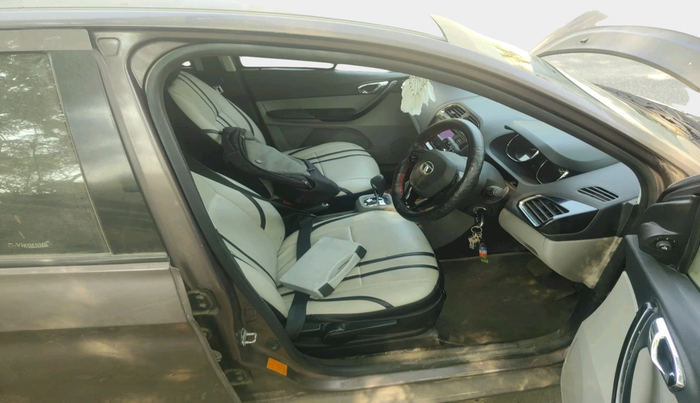 2018 Tata Tiago XZA PLUS PETROL, Petrol, Automatic, 1,04,318 km, interior