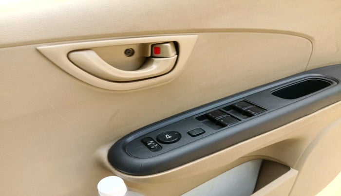 2017 Honda Brio S MT, Petrol, Manual, 1,13,191 km, interior