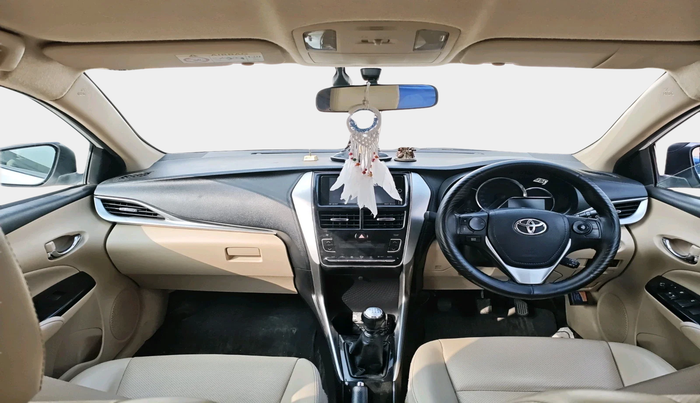 2019 Toyota YARIS VX MT, Petrol, Manual, 65,330 km, interior