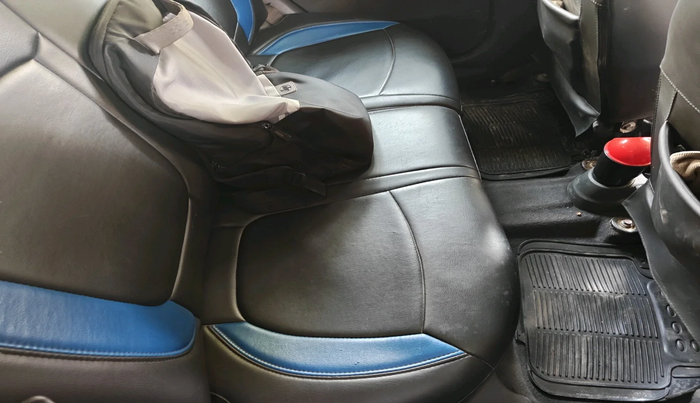 2010 Chevrolet Beat LT PETROL, Petrol, Manual, 84,965 km, interior