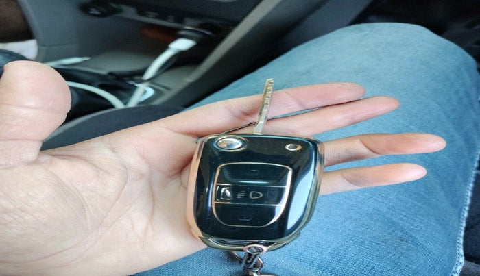 2017 Tata Tiago XZ PETROL, Petrol, Manual, 1,07,113 km, interior