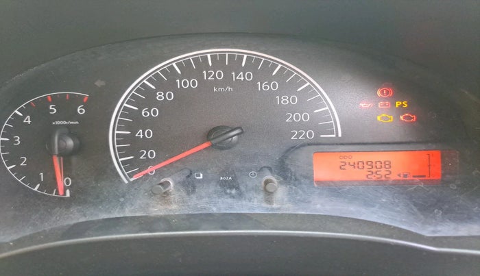 2013 Renault Scala RXE DIESEL, Diesel, Manual, 2,40,908 km, interior