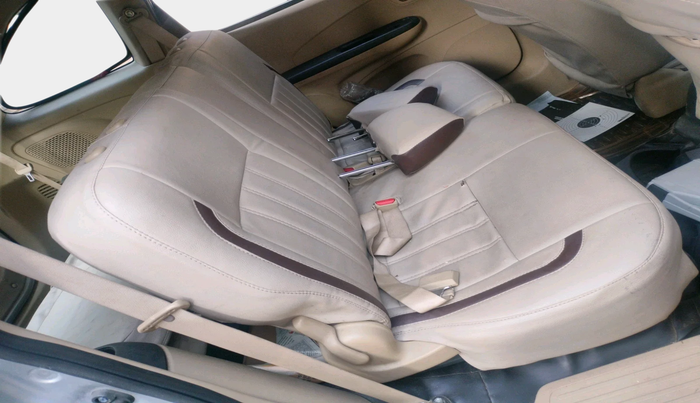 2015 Honda Mobilio 1.5L I-DTEC S, Diesel, Manual, 1,13,196 km, interior