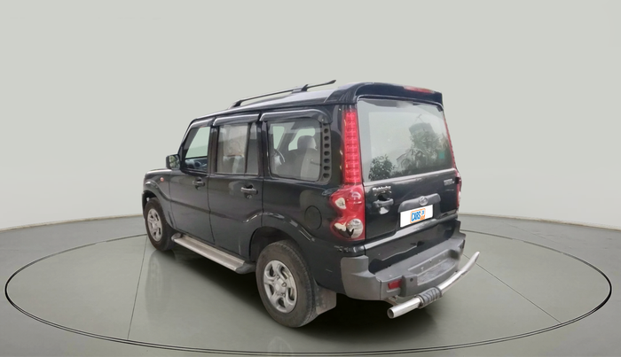 2014 Mahindra Scorpio LX, Diesel, Manual, 99,182 km, exterior