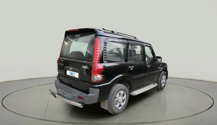 2014 Mahindra Scorpio LX, Diesel, Manual, 99,182 km, exterior