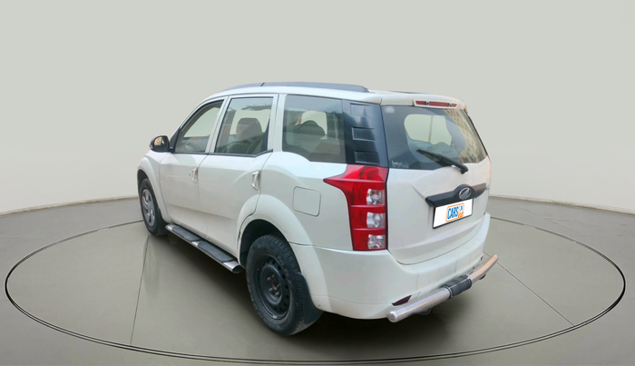 2015 Mahindra XUV500 W4, Diesel, Manual, 1,82,129 km, exterior