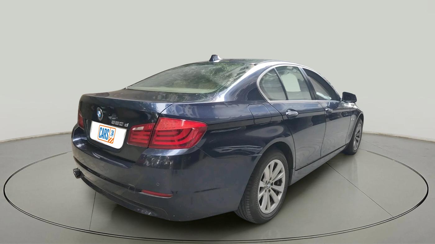 2011 BMW 5 Series 520D 2.0, Diesel, Automatic, 1,43,524 km, exterior
