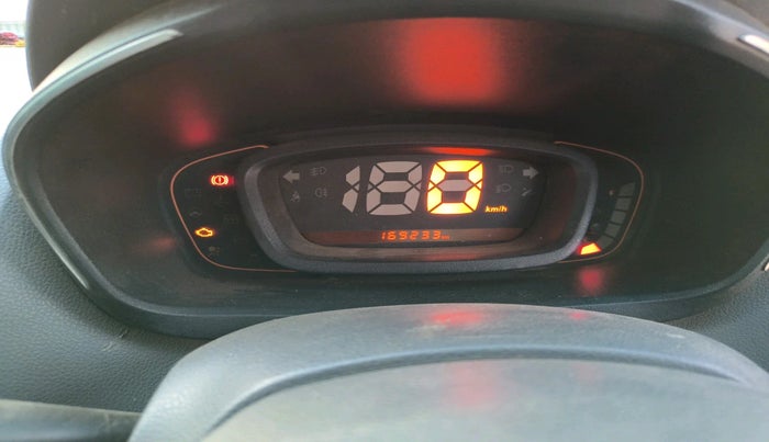 2016 Renault Kwid RXT 0.8, Petrol, Manual, 1,69,233 km, interior