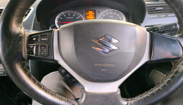 2015 Maruti Swift ZXI, Petrol, Manual, 1,31,952 km, interior