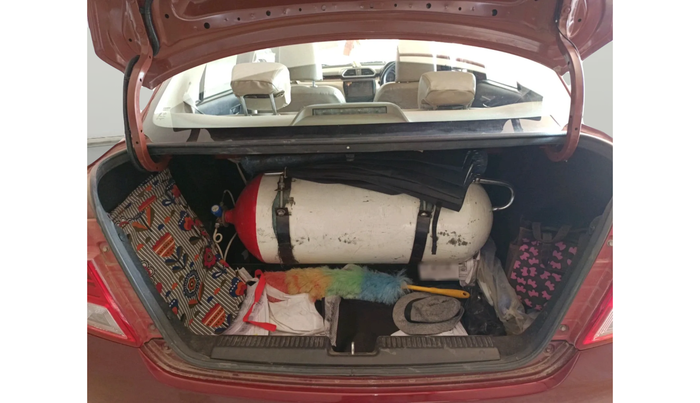 2017 Maruti Dzire VXI AMT, Petrol, Automatic, 79,702 km, exterior