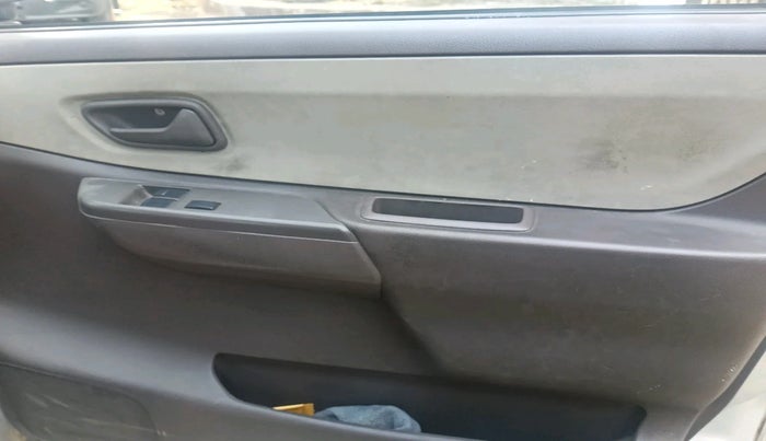 2013 Maruti Zen Estilo LXI CNG, Petrol, Manual, 1,06,843 km, interior