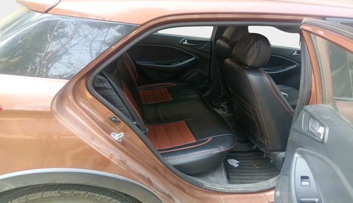 2016 Hyundai i20 Active 1.2 S, Petrol, Manual, 88,962 km, interior