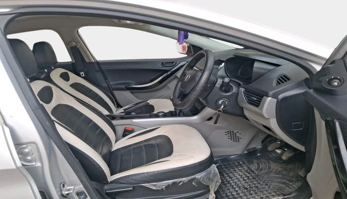 2018 Tata NEXON XM DIESEL, Diesel, Manual, 18,198 km, interior