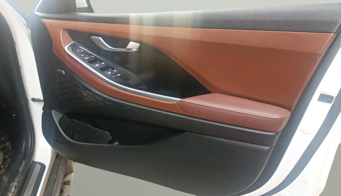 2022 Hyundai ALCAZAR 2.0 SIGNATURE (O) AT 7STR, Petrol, Automatic, 45,868 km, interior