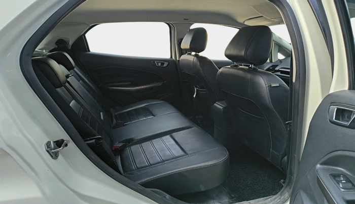 2019 Ford Ecosport TITANIUM + 1.5L DIESEL, Diesel, Manual, 1,36,689 km, interior