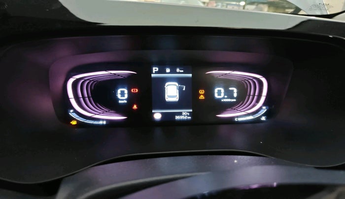 2022 KIA CARENS LUXURY PLUS 1.5 DIESEL AT 7 STR, Diesel, Automatic, 36,952 km, interior