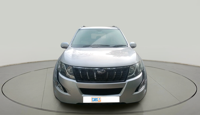 2017 Mahindra XUV500 W10 AT, Diesel, Automatic, 1,04,000 km, exterior