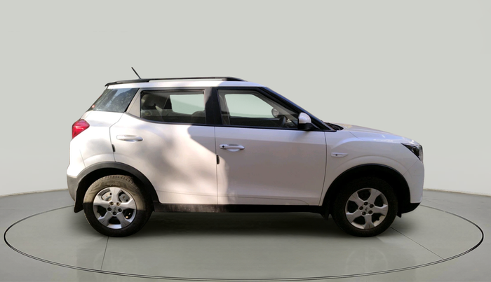 2023 Mahindra XUV300 W6 1.2 PETROL, Petrol, Manual, 13,383 km, exterior