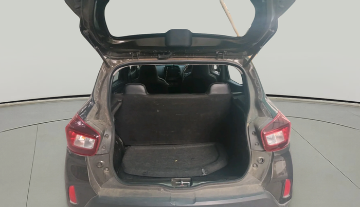 2023 Renault Kwid RXT 1.0 AMT, Petrol, Automatic, 42,043 km, exterior