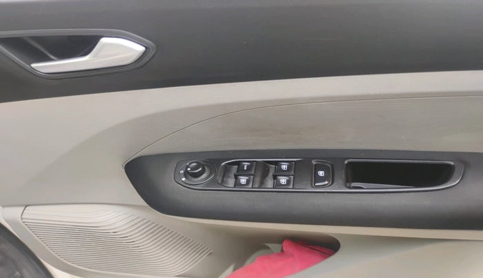 2021 Renault TRIBER RXZ, Petrol, Manual, 62,100 km, interior