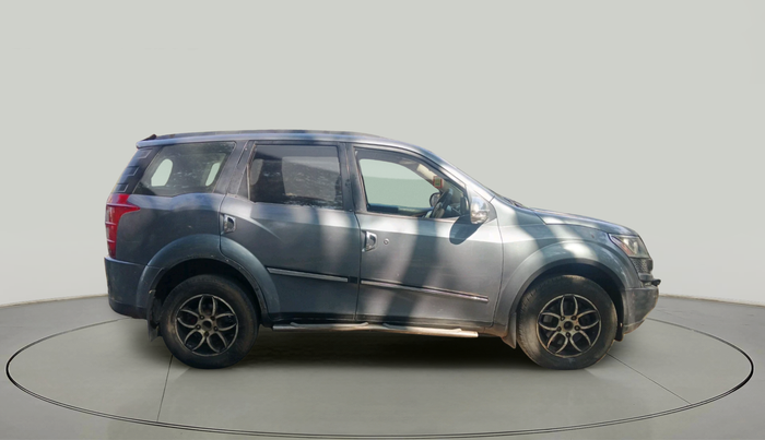 2011 Mahindra XUV500 W6, Diesel, Manual, 1,21,957 km, exterior