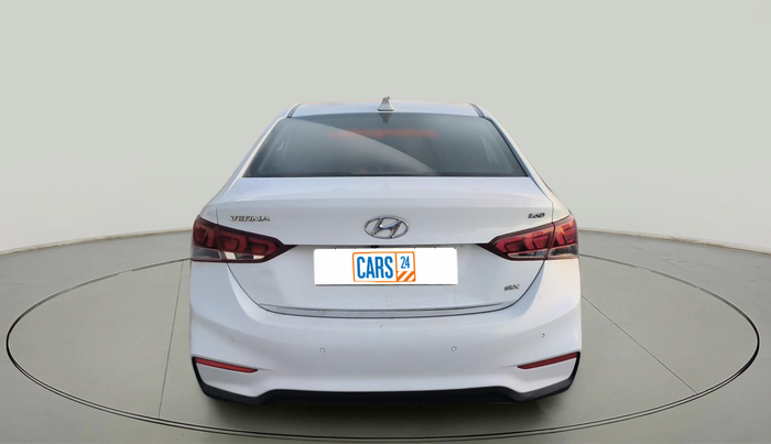 2017 Hyundai Verna 1.6 CRDI SX, Diesel, Manual, 1,38,213 km, exterior