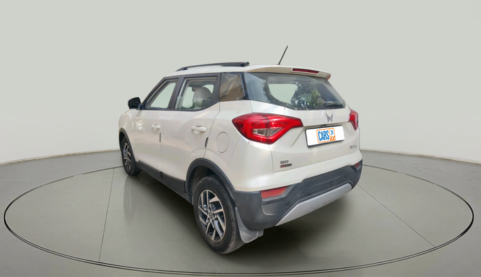 2023 Mahindra XUV300 W8 (O) 1.5 DIESEL AMT, Diesel, Automatic, 78,824 km, exterior