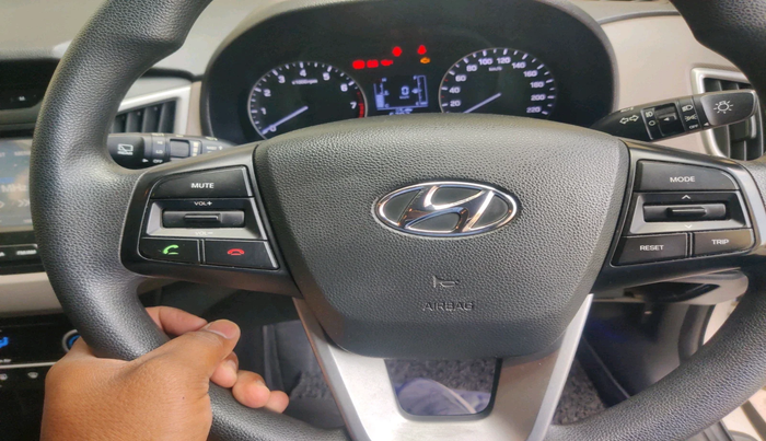 2017 Hyundai Creta SX PLUS 1.6 PETROL, Petrol, Manual, 52,373 km, interior