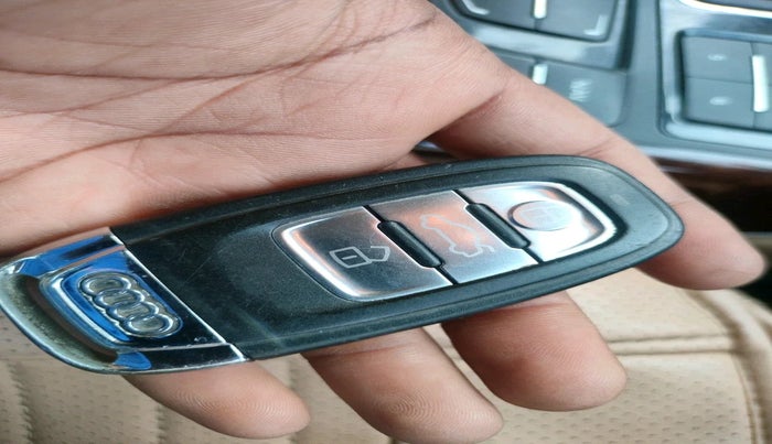 2012 Audi A6 2.0 TDI PREMIUM, Diesel, Automatic, 1,50,547 km, interior