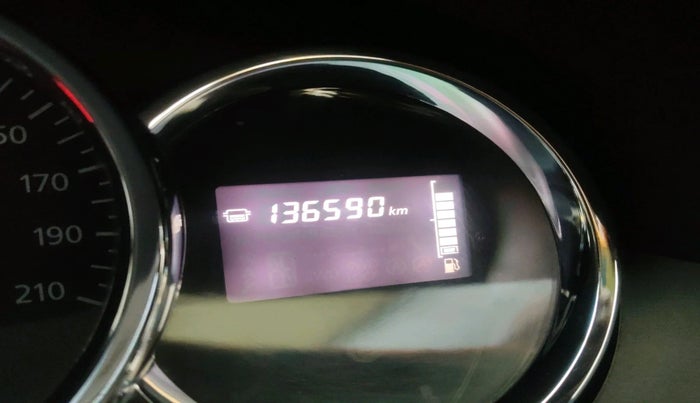 2015 Renault Duster 85 PS RXL DIESEL, Diesel, Manual, 1,36,590 km, interior