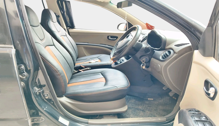 2012 Hyundai i10 SPORTZ 1.2, Petrol, Manual, 46,853 km, interior