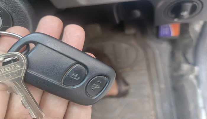 2011 Toyota Etios V, Petrol, Manual, 1,52,429 km, interior