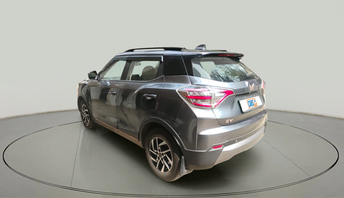 2024 Mahindra XUV400 EL 7.2 KW, Electric, Automatic, 60,845 km, exterior