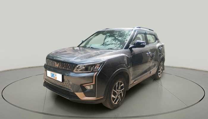 2024 Mahindra XUV400 EL 7.2 KW, Electric, Automatic, 60,845 km, exterior