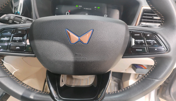 2024 Mahindra XUV400 EL 7.2 KW, Electric, Automatic, 60,845 km, interior