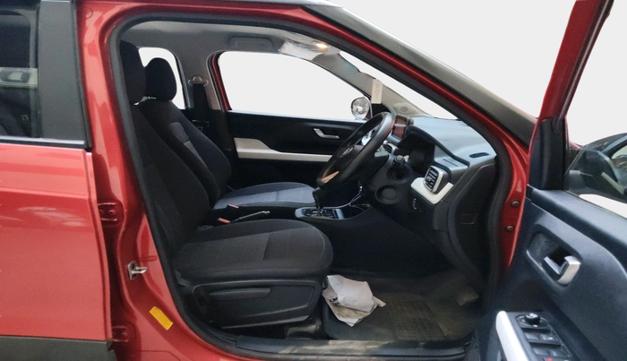 2022 Tata PUNCH CREATIVE AMT 1.2 RTN DUAL TONE, Petrol, Automatic, 6,278 km, interior