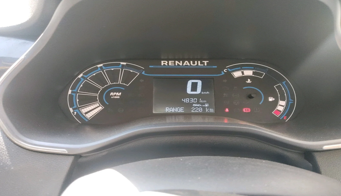 2019 Renault TRIBER RXT, Petrol, Manual, 48,301 km, interior