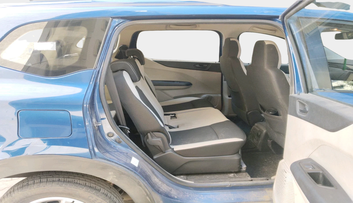 2019 Renault TRIBER RXT, Petrol, Manual, 48,301 km, interior