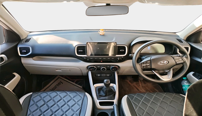 2024 Hyundai VENUE S(O) 1.2, Petrol, Manual, 12,260 km, interior